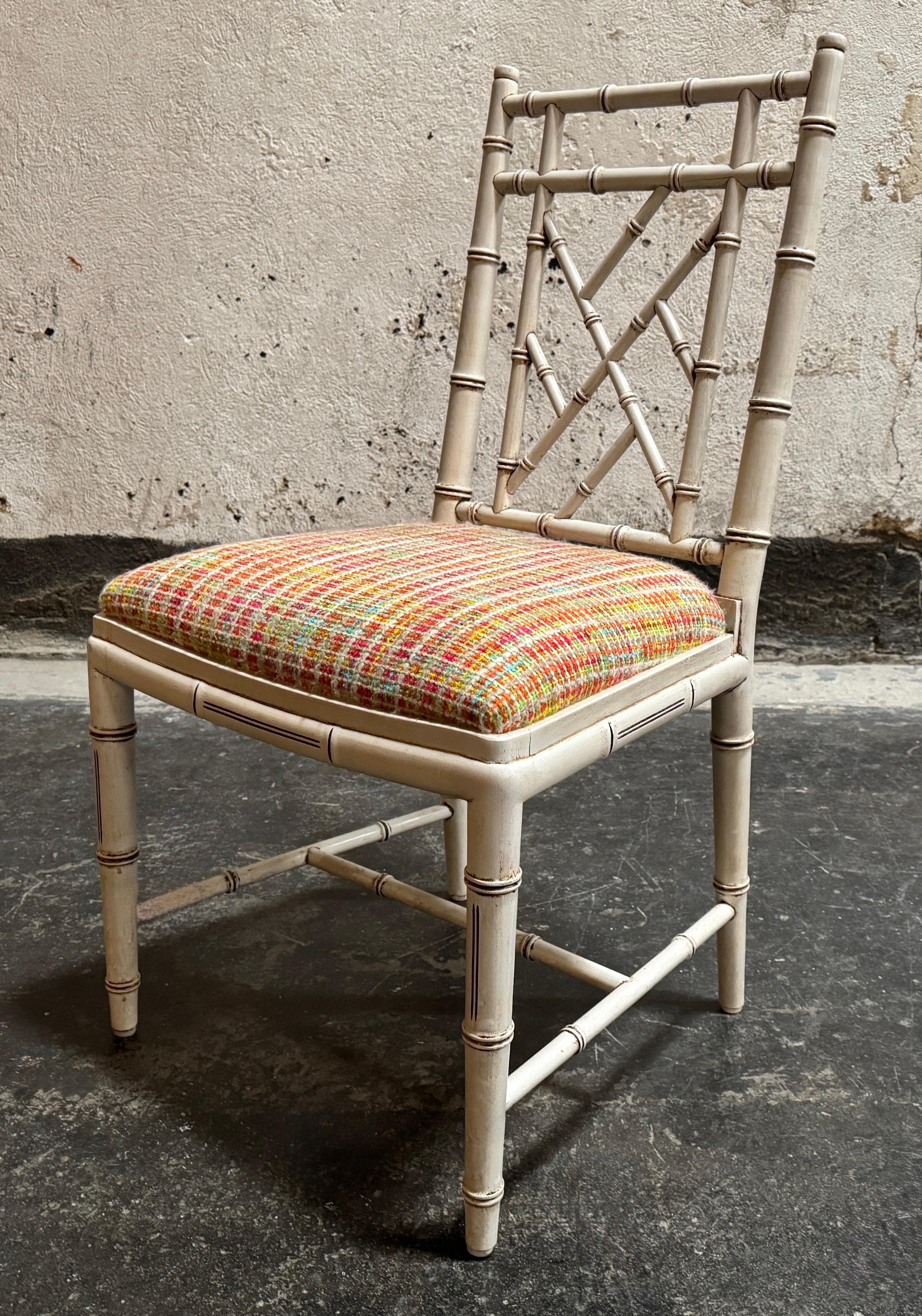 Cineserie Sedia da salotto, da scrivania o da vanità in finto bambù in stile Chinoiserie vintage, anni '70 ca. in vendita