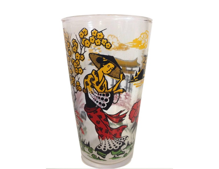 Vintage Chinoiserie Style Printed Drink Glasses, Set of Six For Sale at