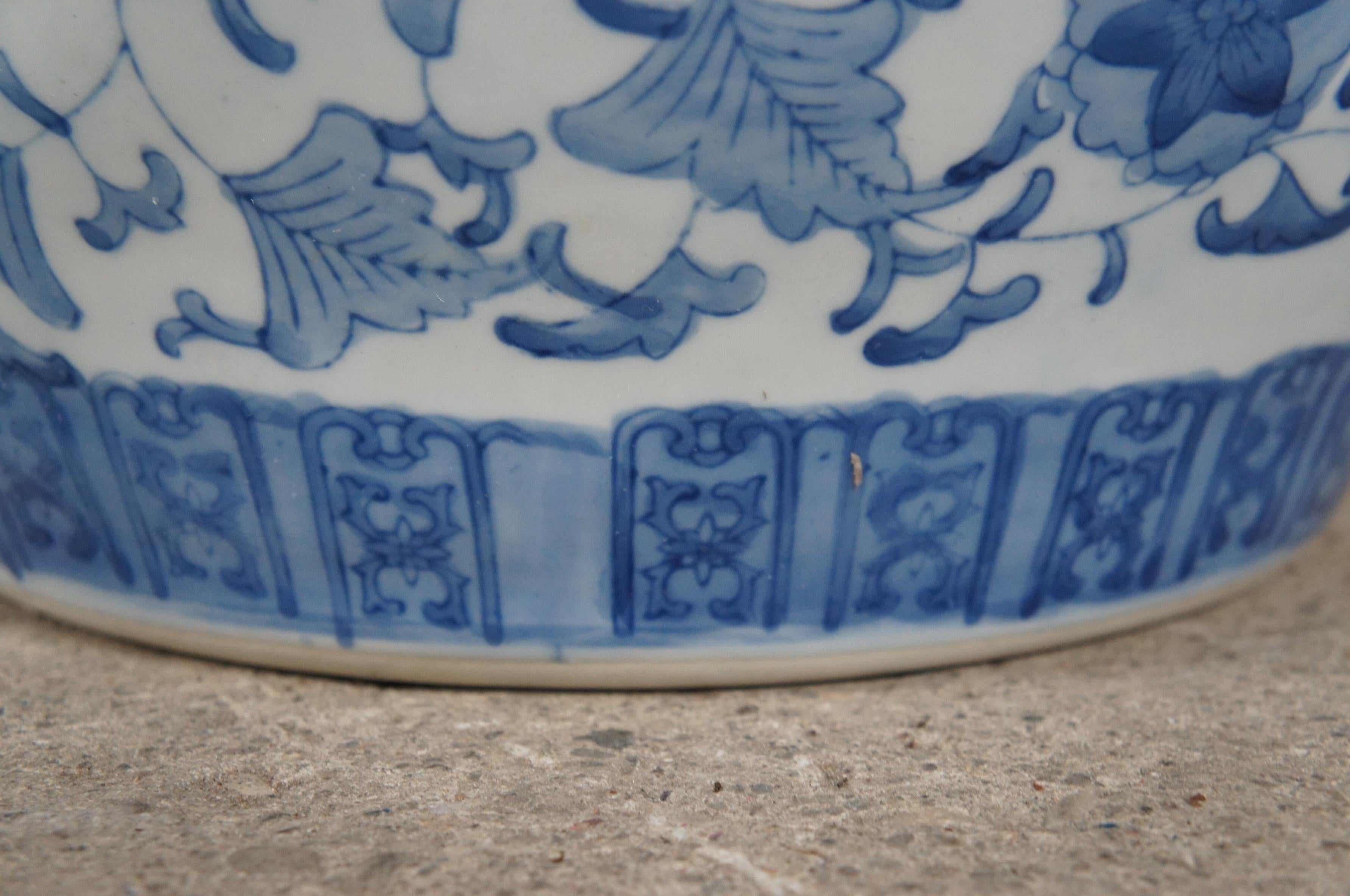 Vintage Chinse Ceramic Blue & White Fish Bowl Planter Floral Chinoiserie Pot For Sale 4