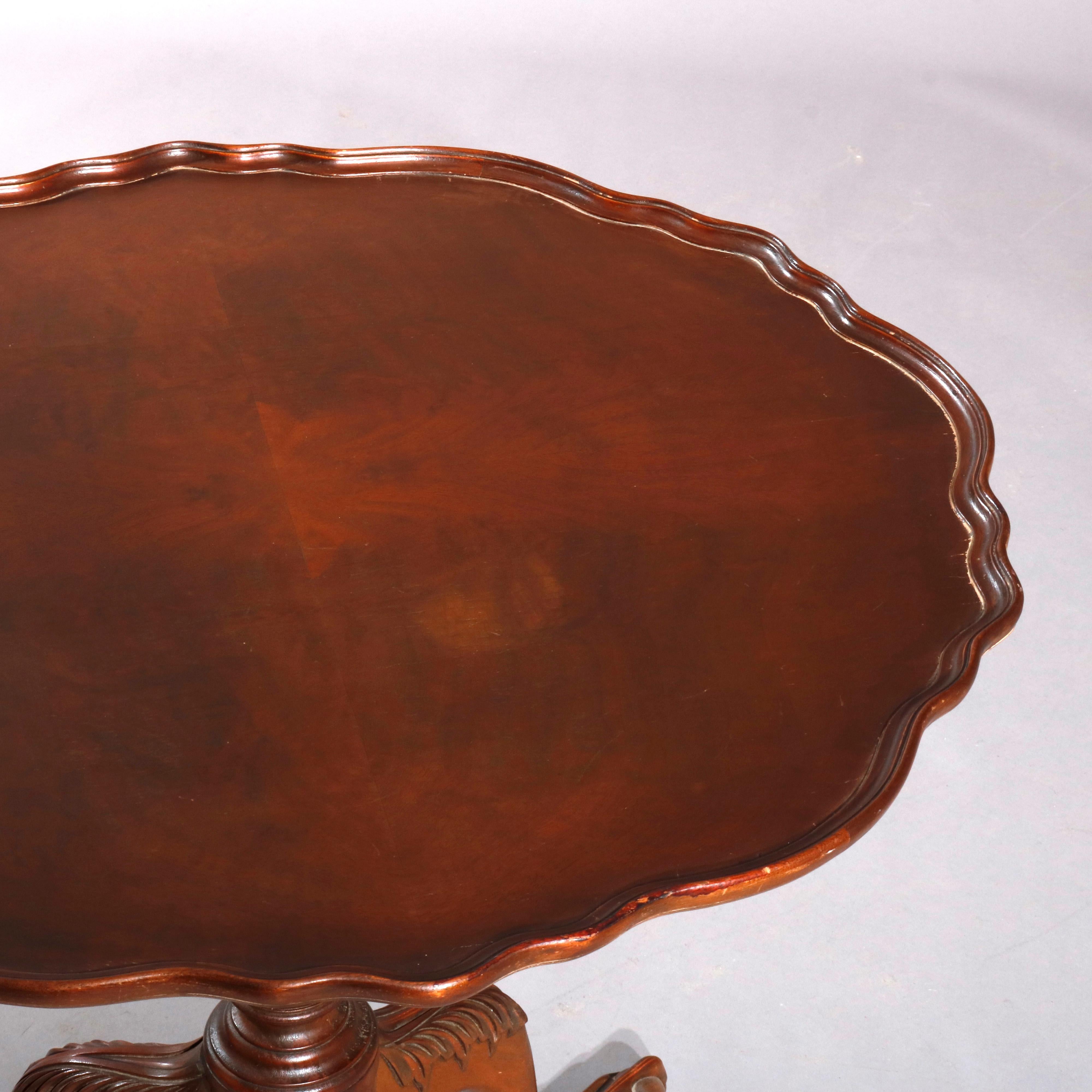 Vintage Chippendale Style Carved Mahogany Pie Crust Tea Table, c1940 In Good Condition In Big Flats, NY