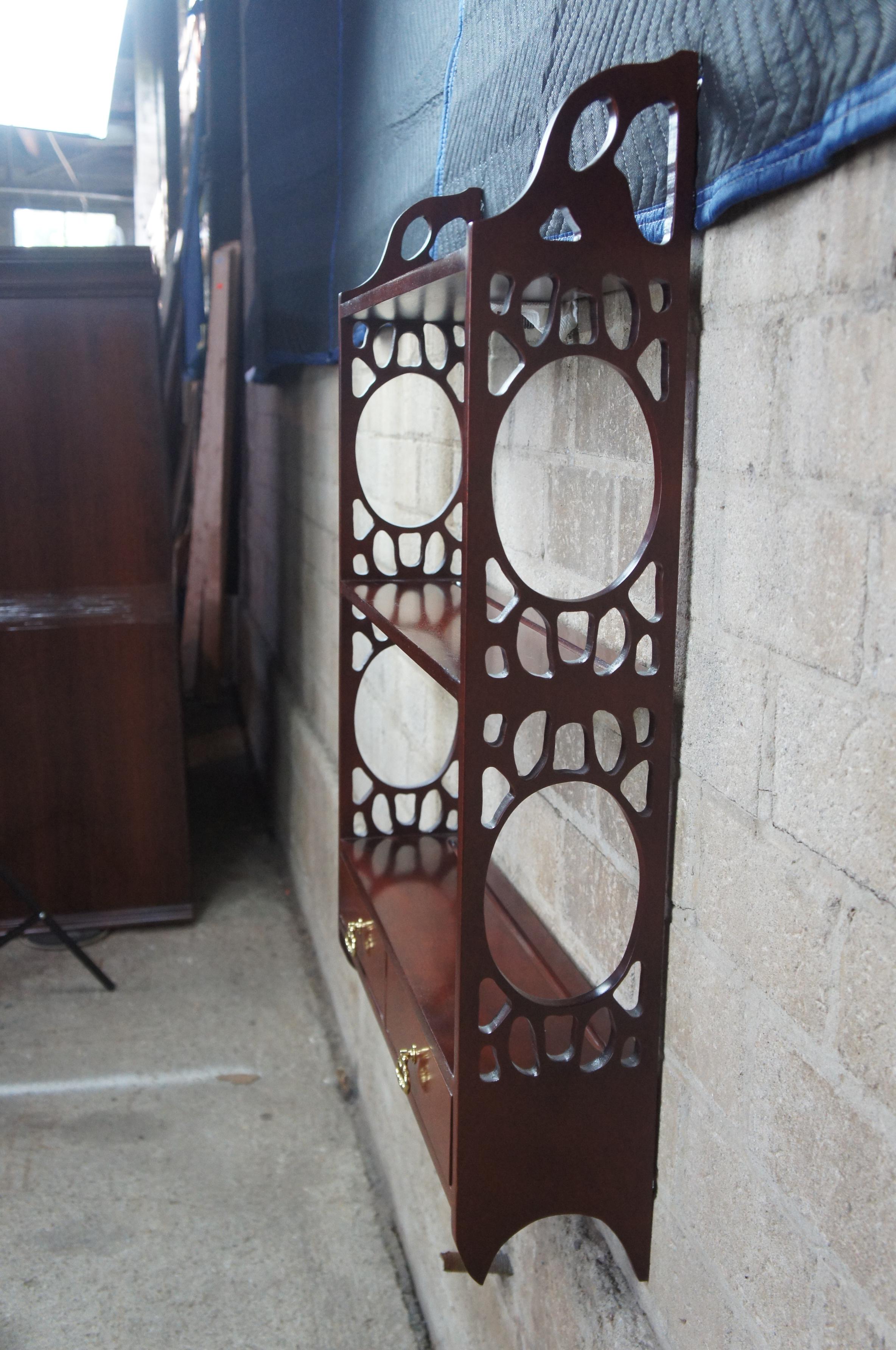 Vintage Chippendale Style Cherry Wall Shelf Plate Rack Hanging Display 2