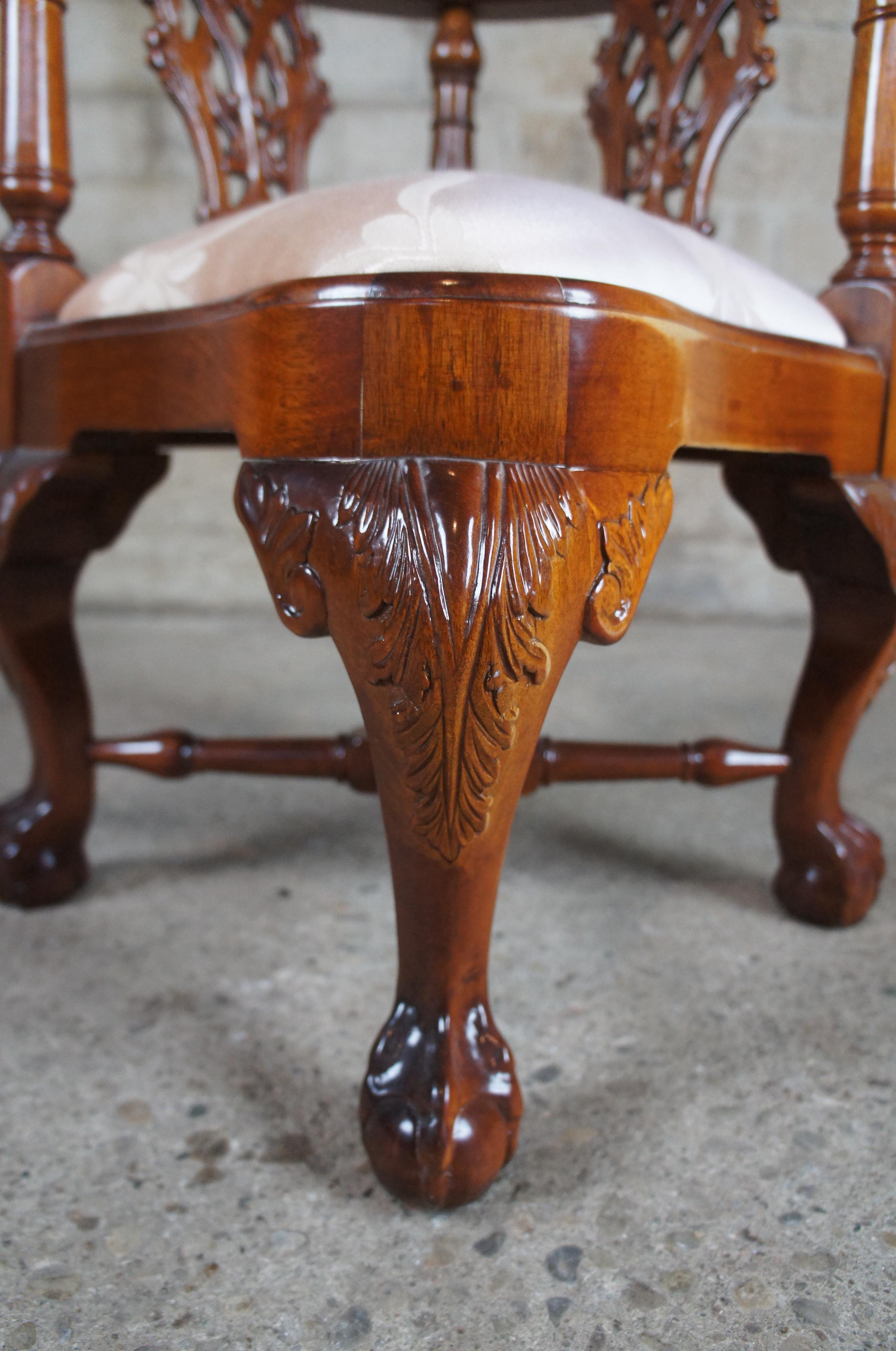 ball foot accent chair