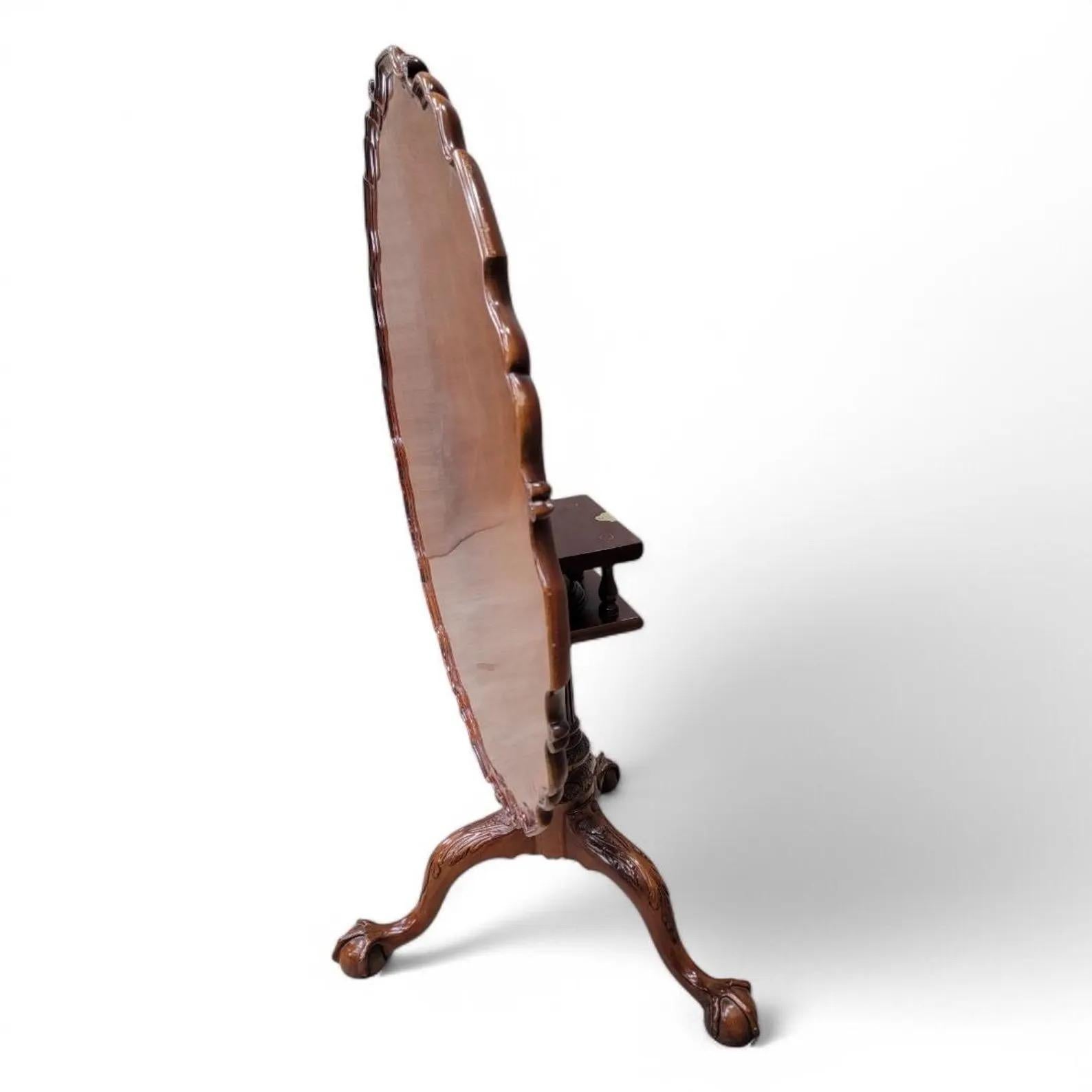 Vintage Chippendale Style Pie Crust Tilt Top Table by Kindel Furniture Co. For Sale 2