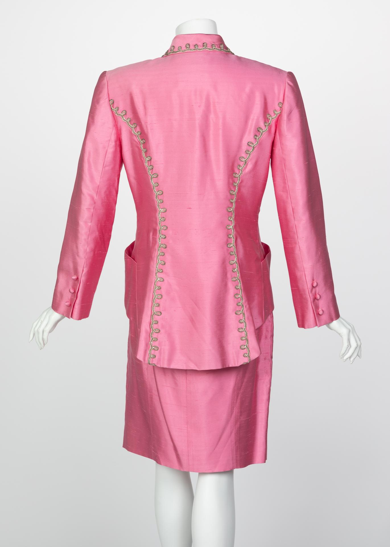 Women's Vintage Chloé Pink Silk Shantung Embroidered Beaded Skirt Suit For Sale