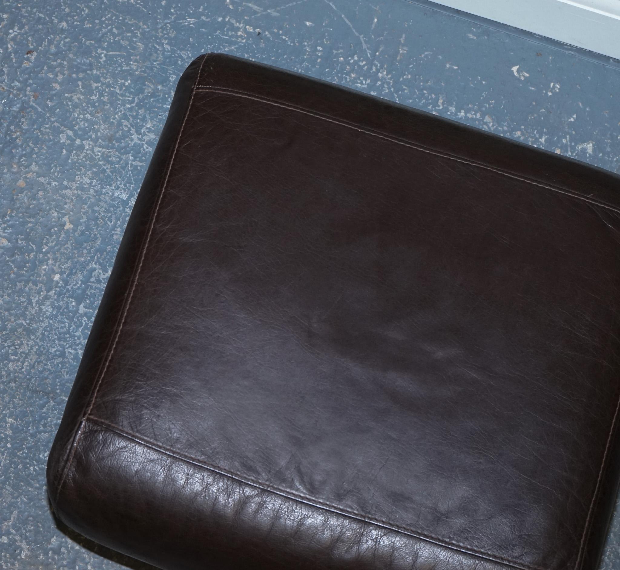 ViNTAGE CHOCOLATE BROWN LEATHER FOOTSTOOL In Good Condition For Sale In Pulborough, GB