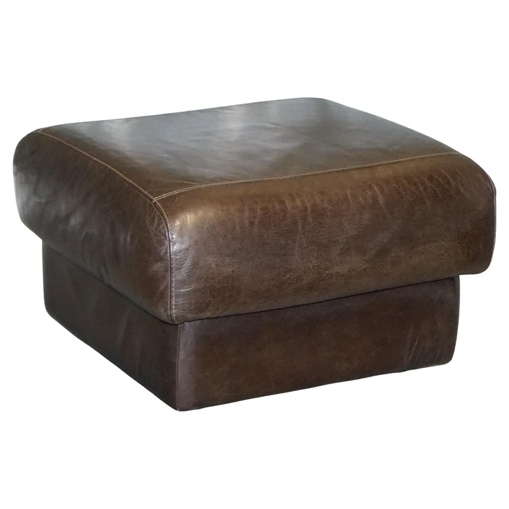 ViNTAGE CHOCOLATE BROWN LEATHER FOOTSTOOL im Angebot