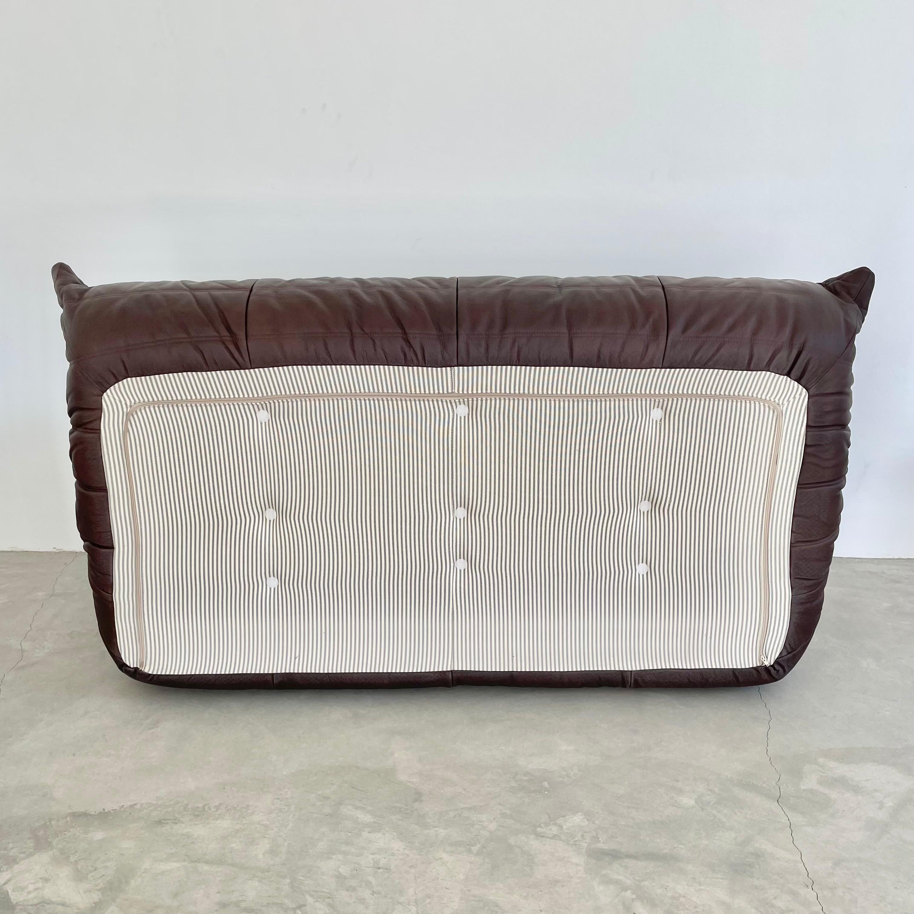 Chocolate Brown Leather Togo Set by Ligne Roset, 1990s France For Sale 8