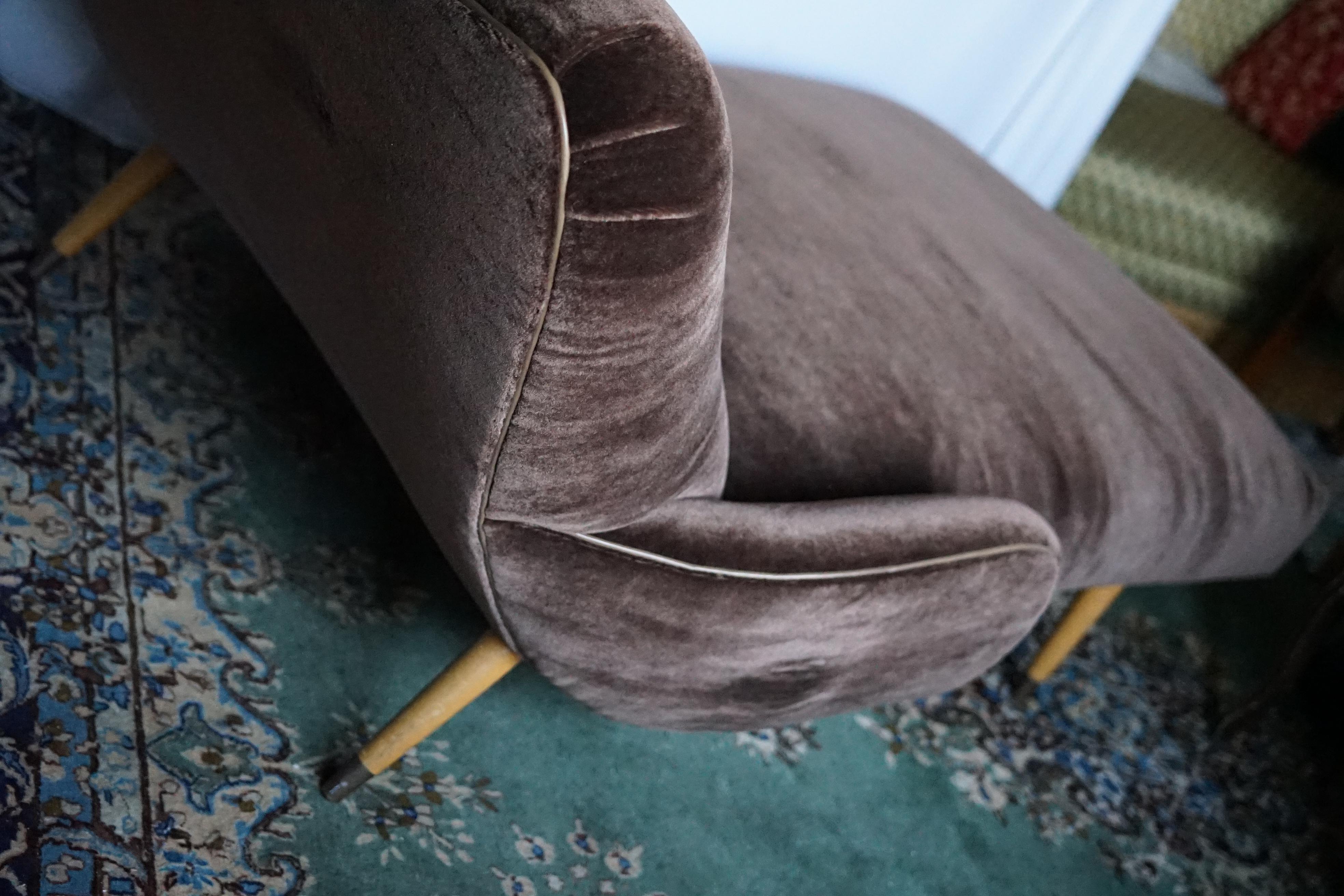 Custom Chaise Lounge Mohair Dark Chocolate Electric Motor Extra Wide 1960s  For Sale 2