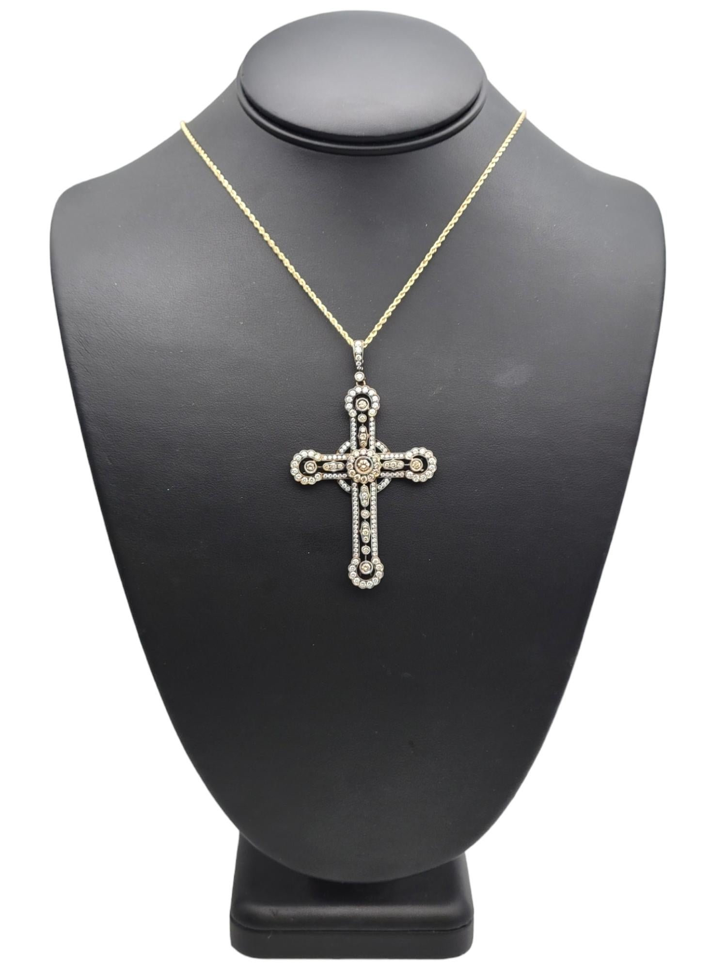Vintage Chocolate & White Diamond XL Cross Pendant in White Gold & Black Rhodium For Sale 3