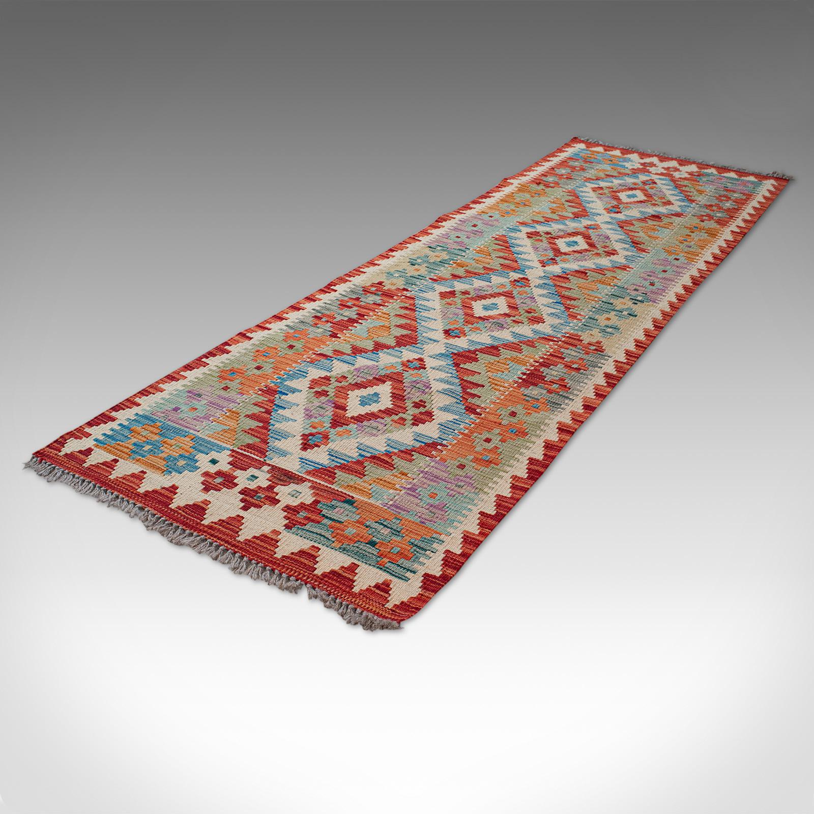 Vintage Choli Kilim Runner Persian Handwoven, Decorative Hall Carpet, circa 1960 In Good Condition For Sale In Hele, Devon, GB