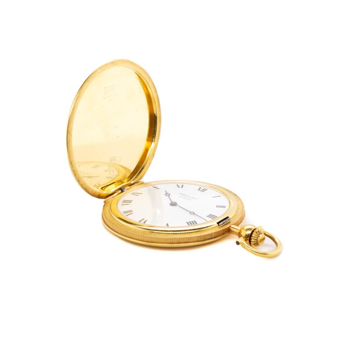 

    Marke: Chopard
    Modell: Taschenuhr
    Aktenzeichen: 3014
    Geschlecht: Männer
    Bewegung: Manuell 
    MATERIAL des Gehäuses: 18K Gelbgold
    Gehäuse-Durchmesser (mm): 42 mm
    Zifferblattfarbe: Weiß
    Gewicht (gr): 50.40 Gramm
   