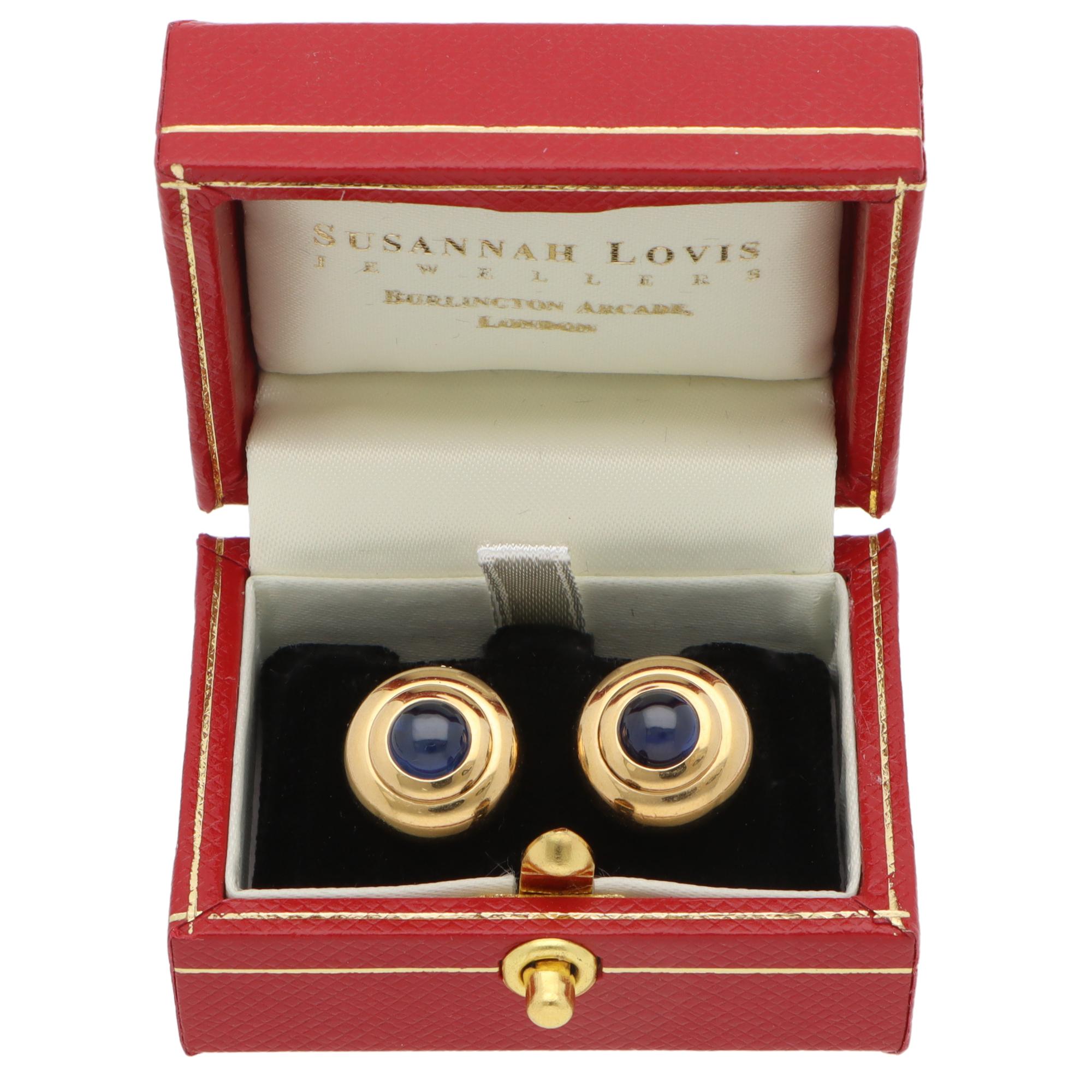 Vintage Chopard Sapphire Stud Earrings in Yellow Gold In Excellent Condition In London, GB