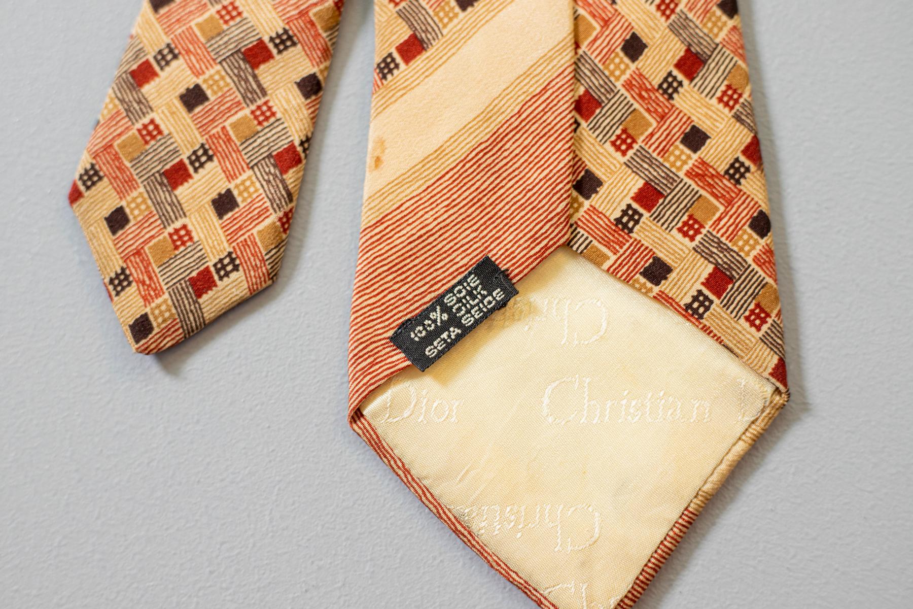 Men's Vintage Christian Dior 100% silk elegant tie 