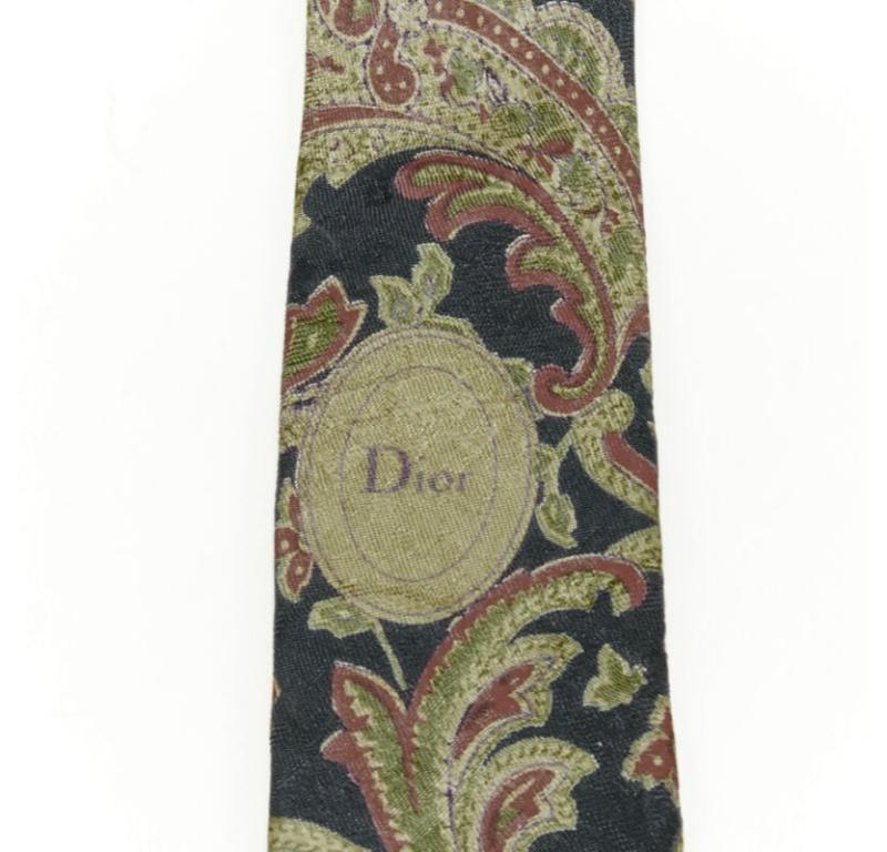 vintage CHRISTIAN DIOR 100% silk red blue oriental paisley print tie In Good Condition For Sale In Hong Kong, NT
