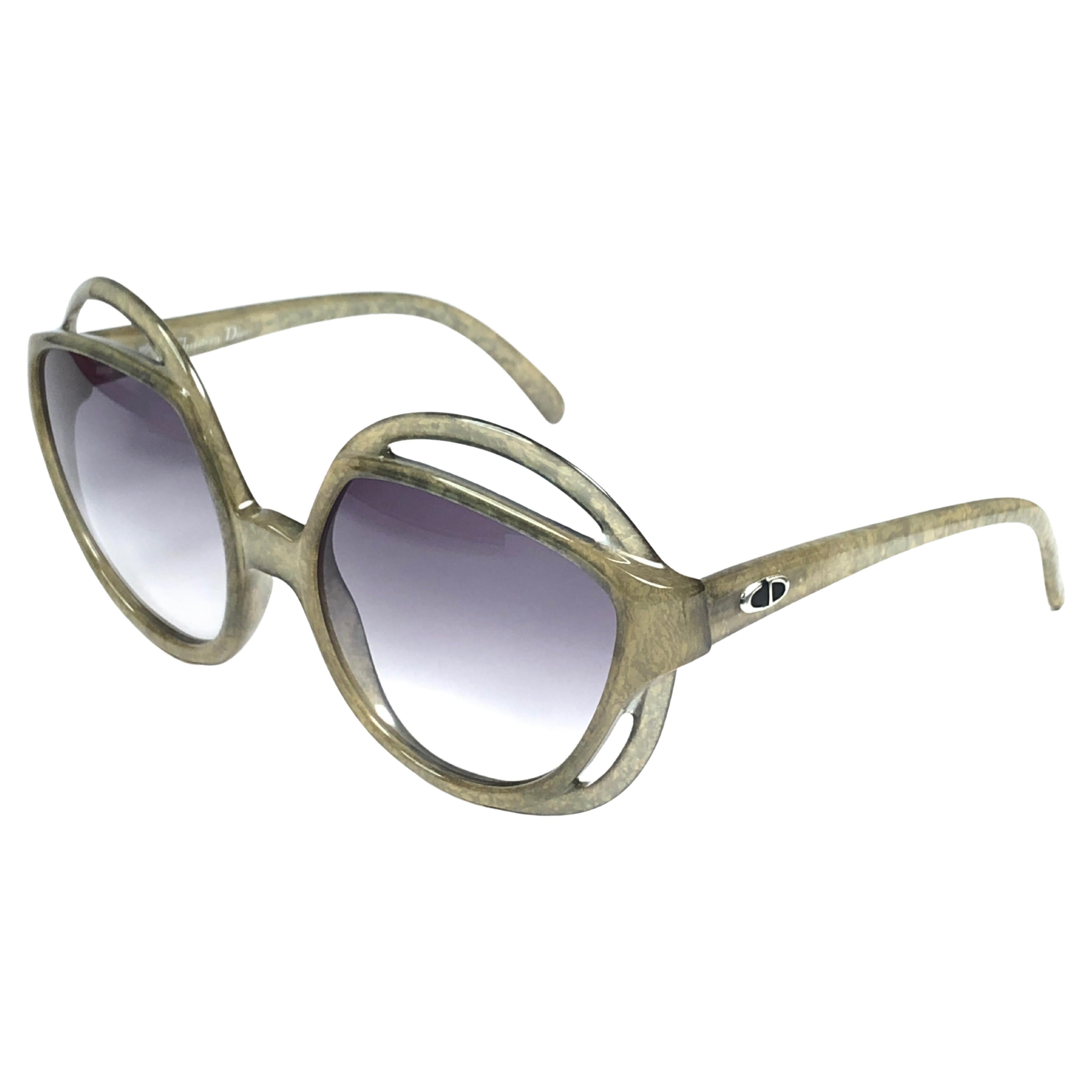 Vintage Christian Dior 2027 60 Green Jasped Optyl Sunglasses For Sale