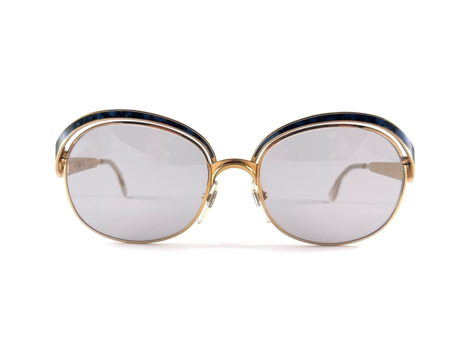 Vintage Christian Dior 2037  Gold & Blue Marbled Sunglasses 1970'S Austria In New Condition For Sale In Baleares, Baleares