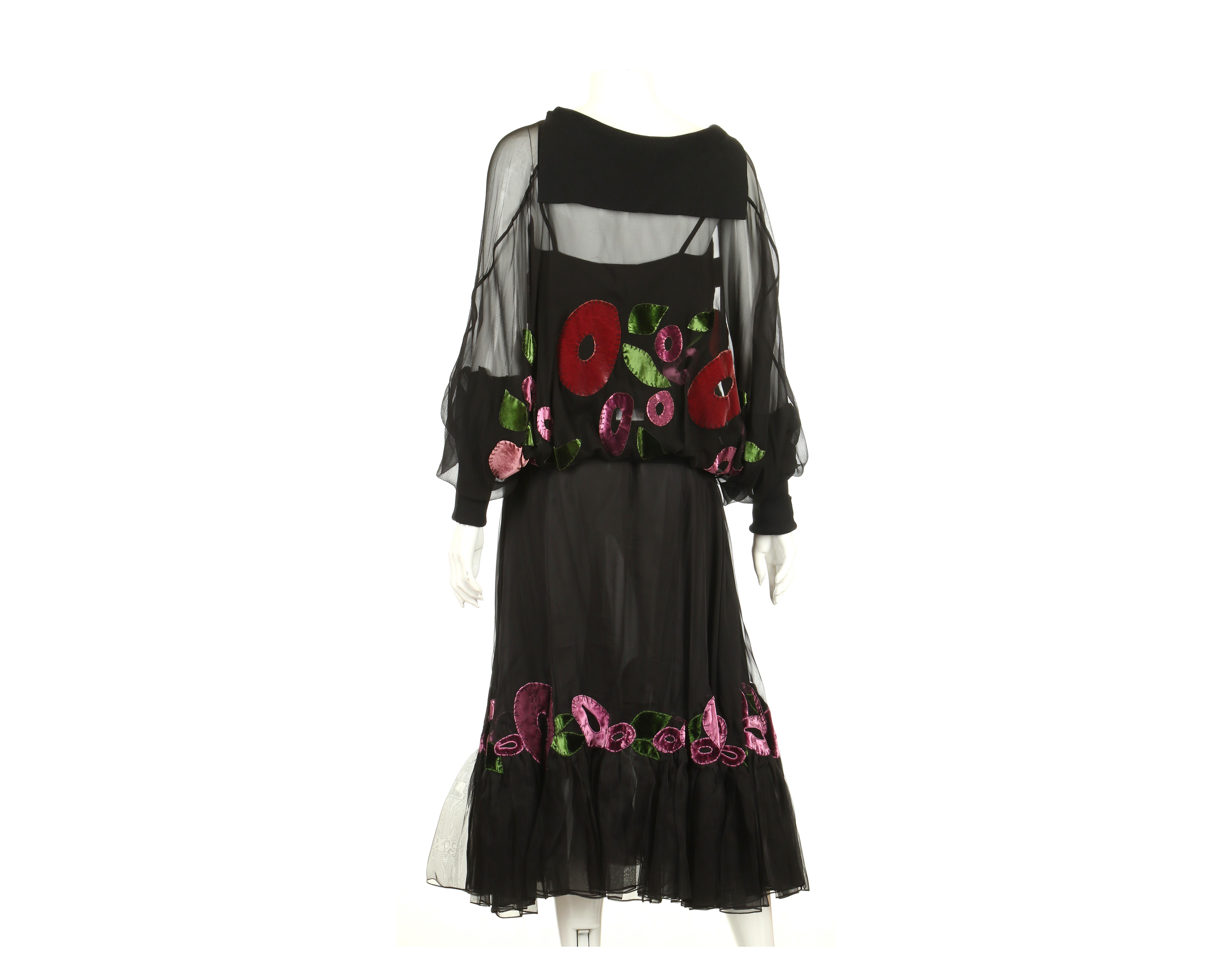 Ensemble 3 pièces jupe et chemisier en velours à motifs floraux Christian Dior par Galliano, 2002 Excellent état - En vente à Studio City, CA