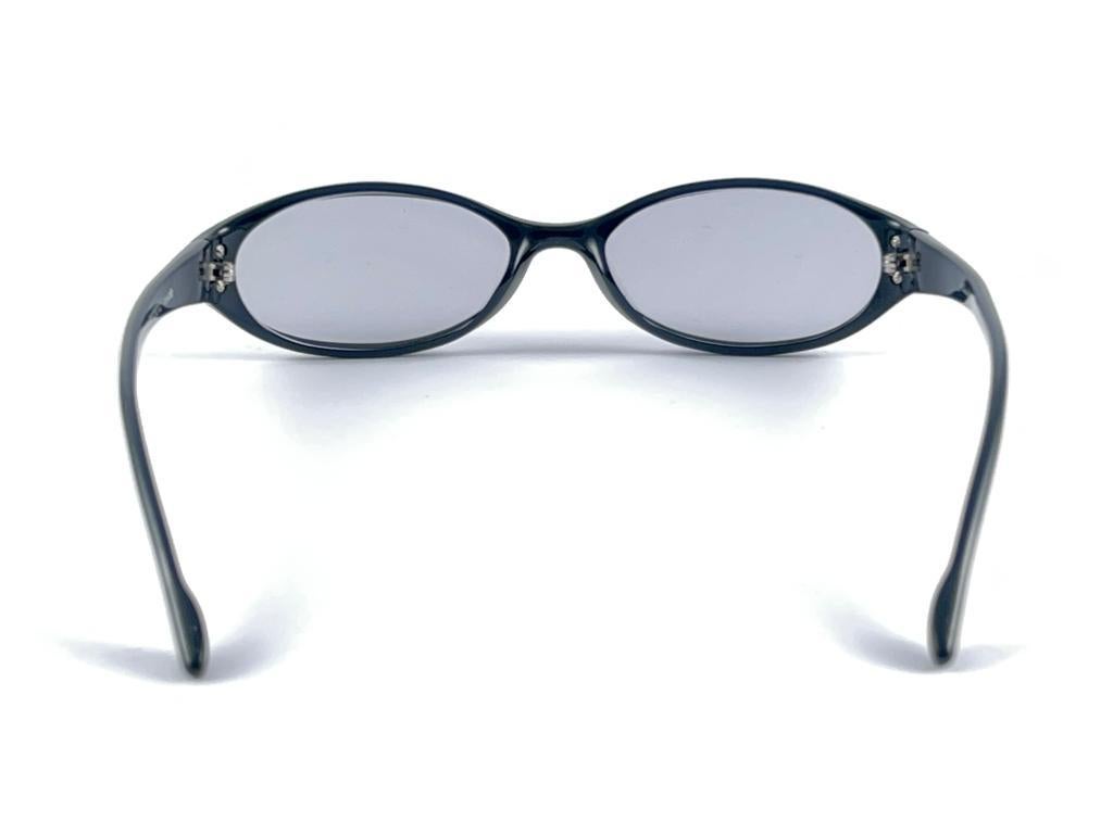 Vintage Christian Dior 3073 Black Oval Sleek Frame 2000'S Sunglasses Austria Y2K For Sale 7