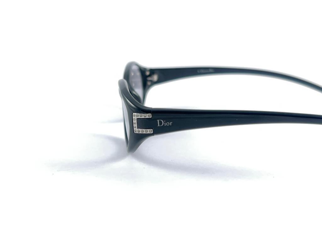 Vintage Christian Dior 3073 Black Oval Sleek Frame 2000'S Sunglasses Austria Y2K For Sale 1