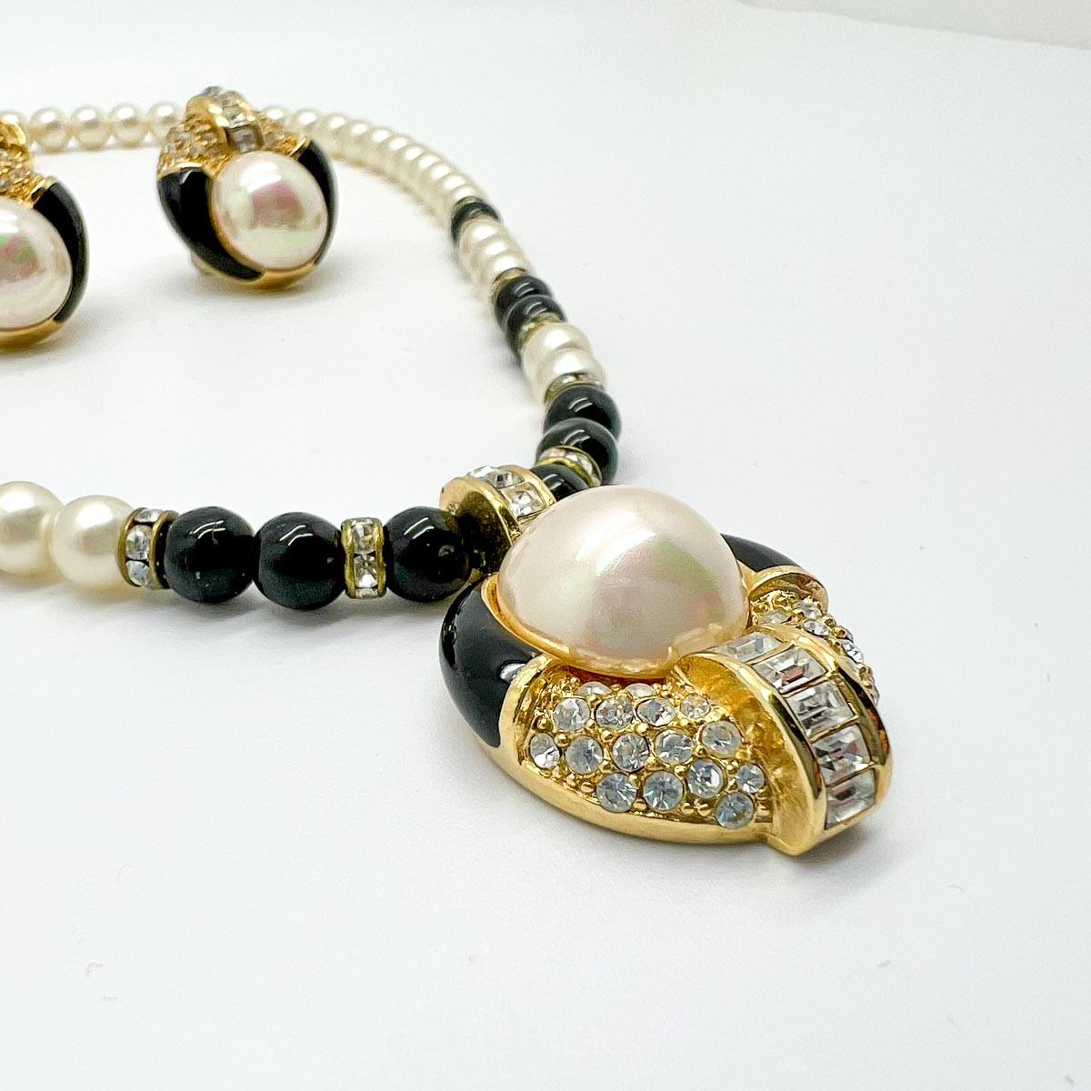Vintage Christian Dior Art Deco Monochrome Necklace & Earrings 1980s For Sale 1