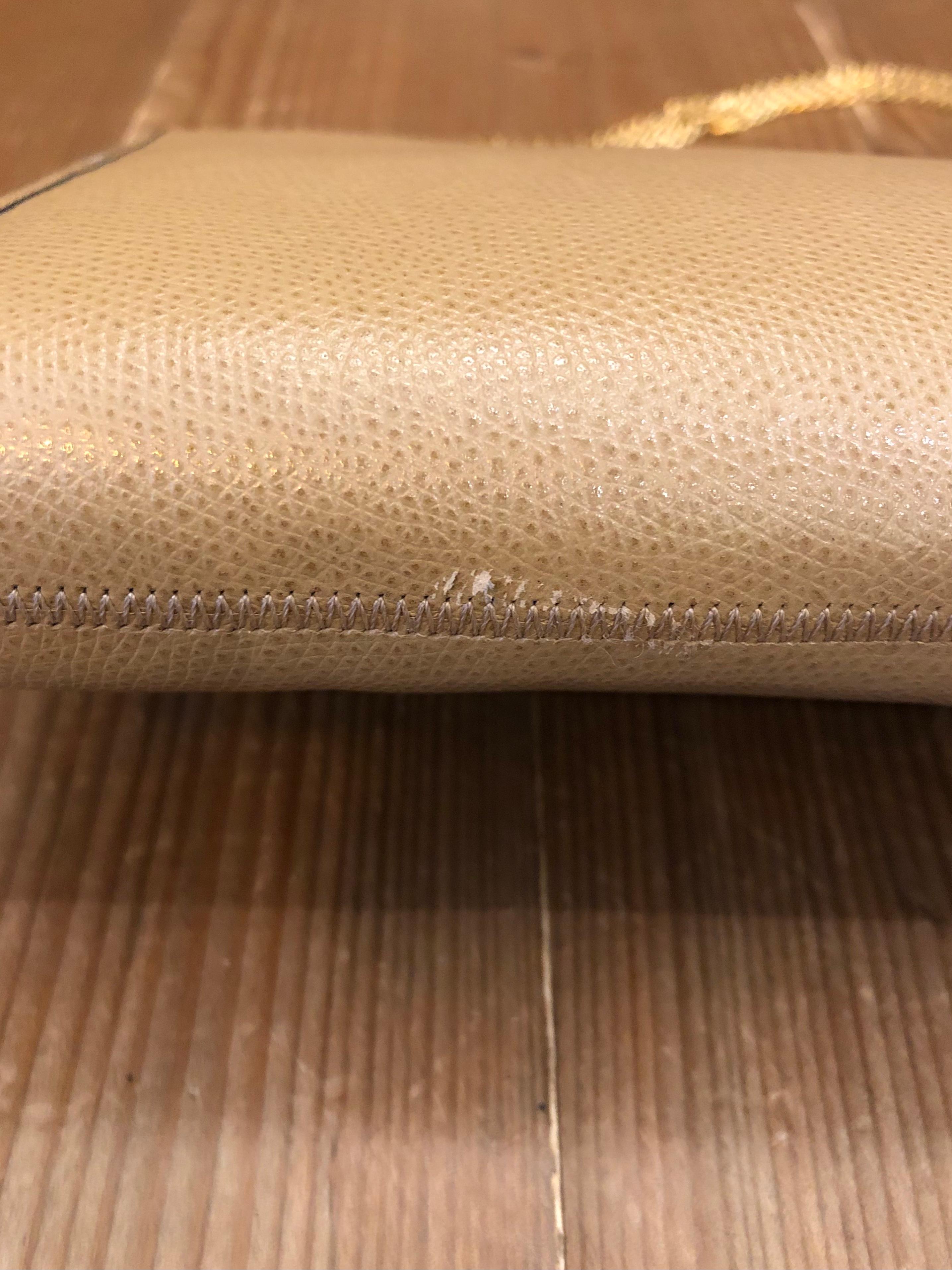 Bolso de hombro vintage CHRISTIAN DIOR de piel beige con cadena en venta 5