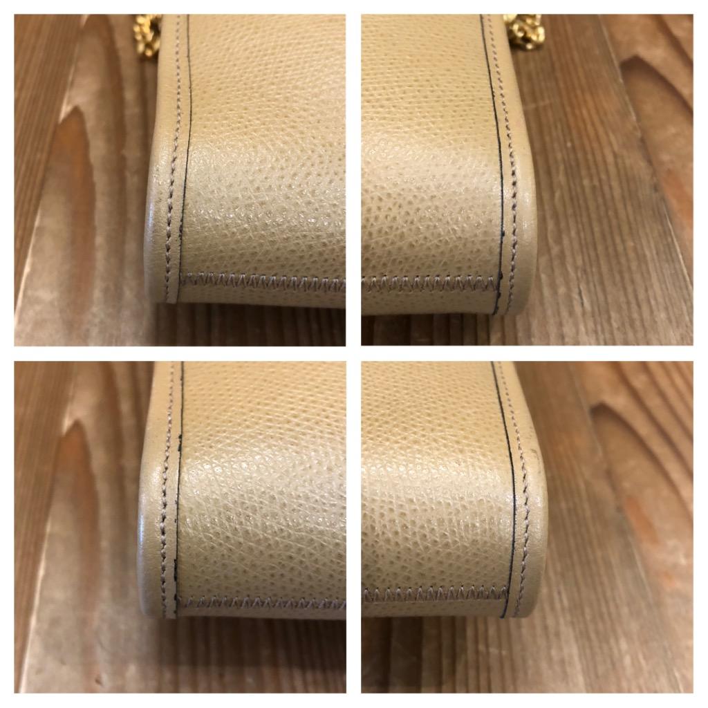 Vintage CHRISTIAN DIOR Beige Leather Chain Shoulder Bag In Good Condition For Sale In Bangkok, TH