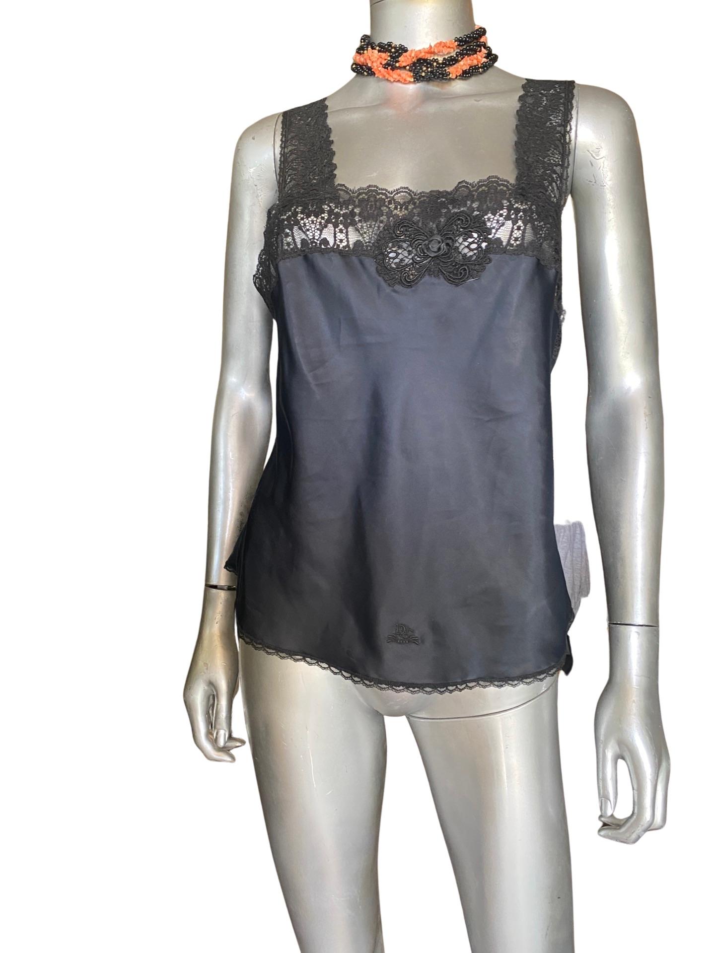 Vintage Christian Dior Black Camisole Blouse w/ Lace Trim Size Medium In Good Condition For Sale In Palm Springs, CA