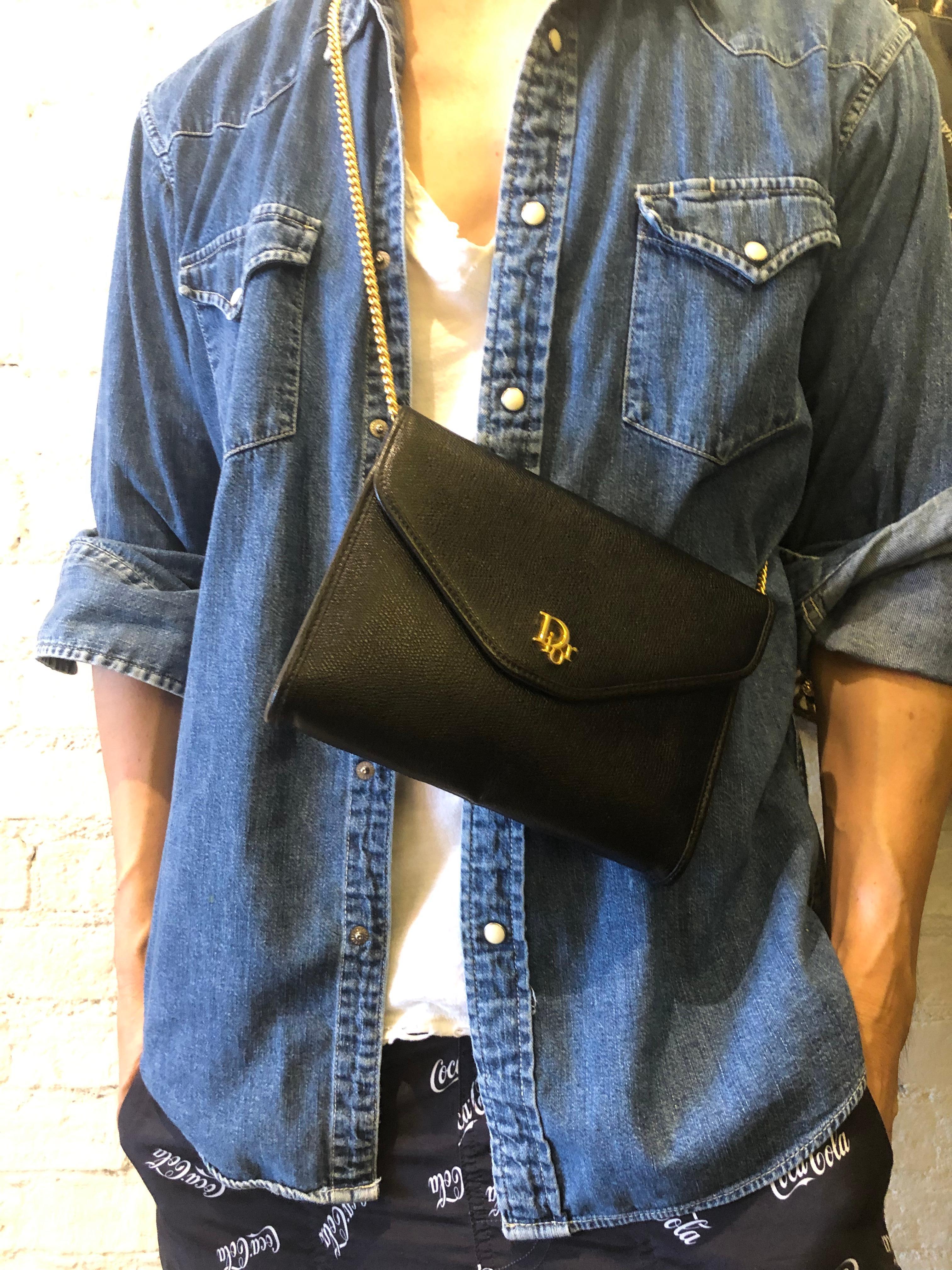 Women's or Men's Vintage CHRISTIAN DIOR Black Leather Chain Shoulder Bag For Sale