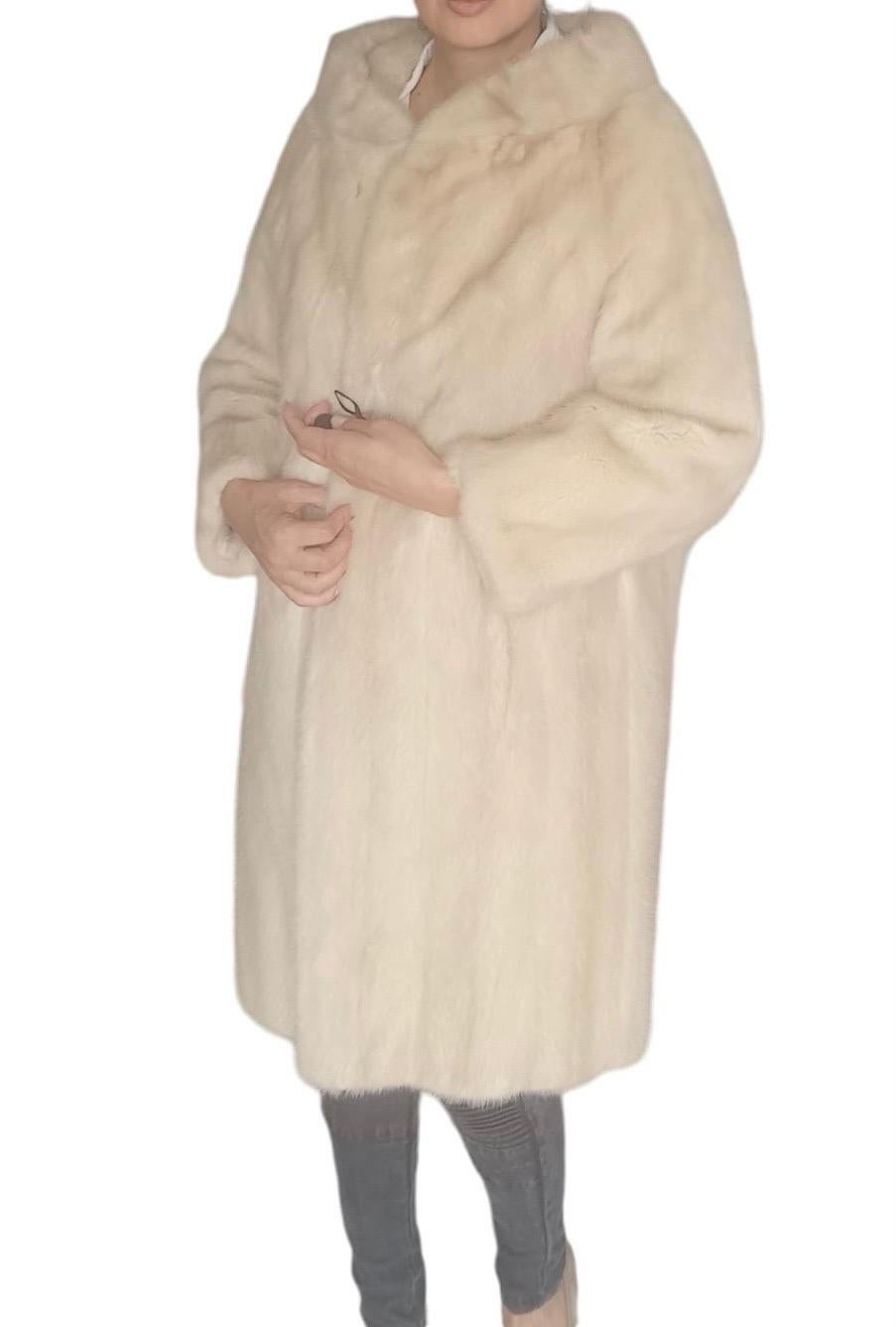 Vintage Christian Dior blush Mink Fur cocktail Coat (Size 6 S) 4
