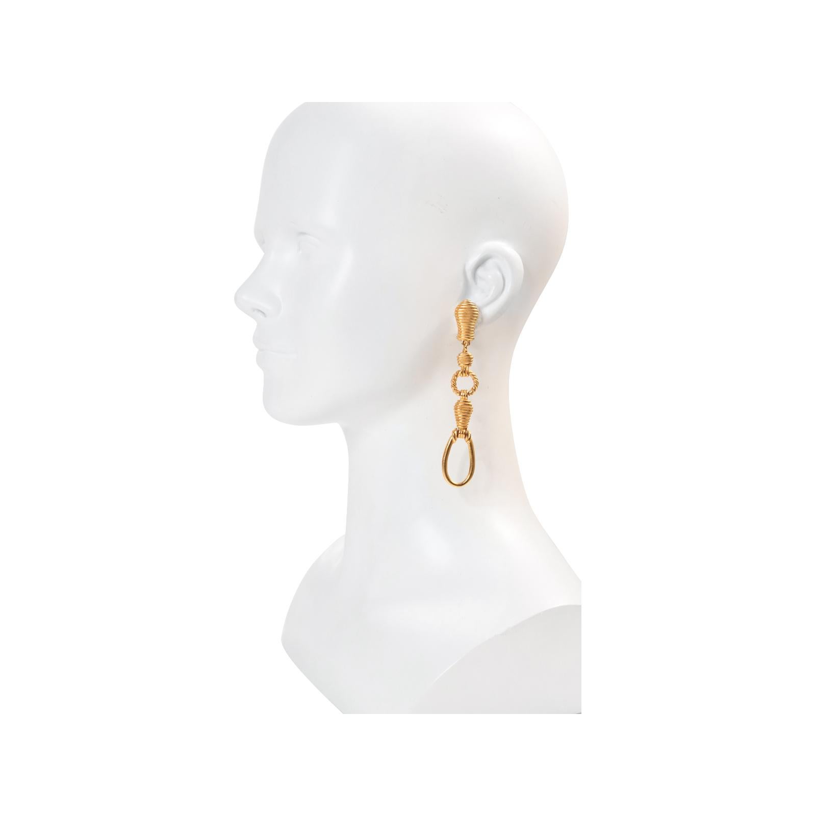 Vintage Christian Dior Boutique Gold Long Drop Earrings, circa 1980s In Good Condition For Sale In New York, NY