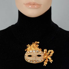 Broche massif vintage CHRISTIAN DIOR BOUTIQUE Masquerade ornée de bijoux