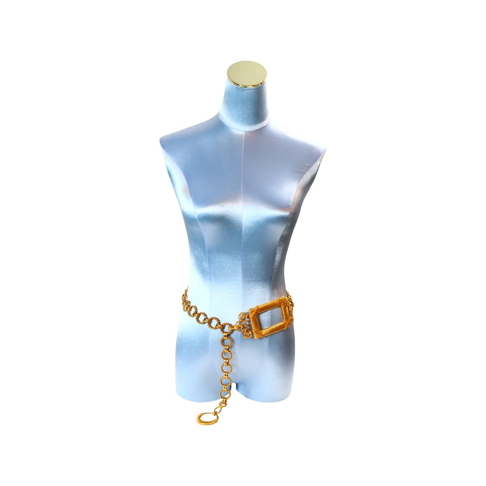 Vintage Christian Dior Link Belt with Square Baroque Buckle For Sale 9