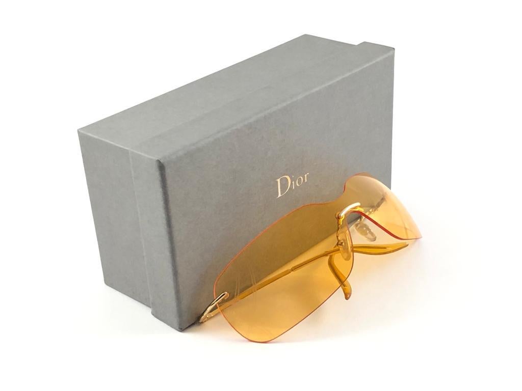 Vintage Christian Dior Bowling Bright Amber Bubble Wrap Sunglasses Fall 2000 Y2K For Sale 4