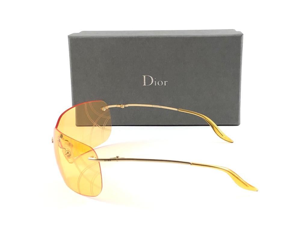 Vintage Christian Dior Bowling Bright Amber Bubble Wrap Sunglasses Fall 2000 Y2K For Sale 6