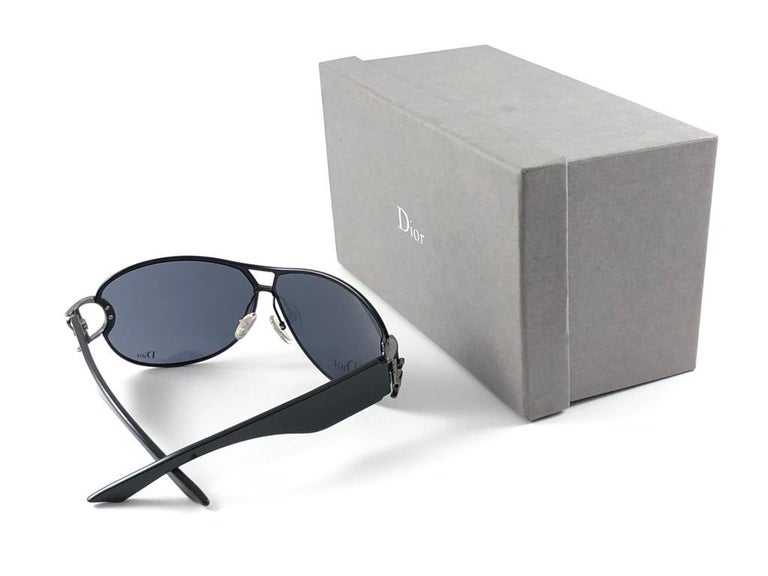 Vintage Christian Dior BUCKLE 2 Wrap Sunglasses Fall 2000  display picture 1