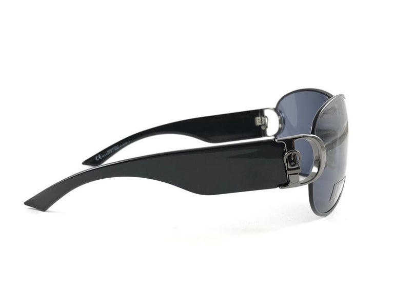 Vintage Christian Dior BUCKLE 2 Wrap Sunglasses Fall 2000  display picture 2