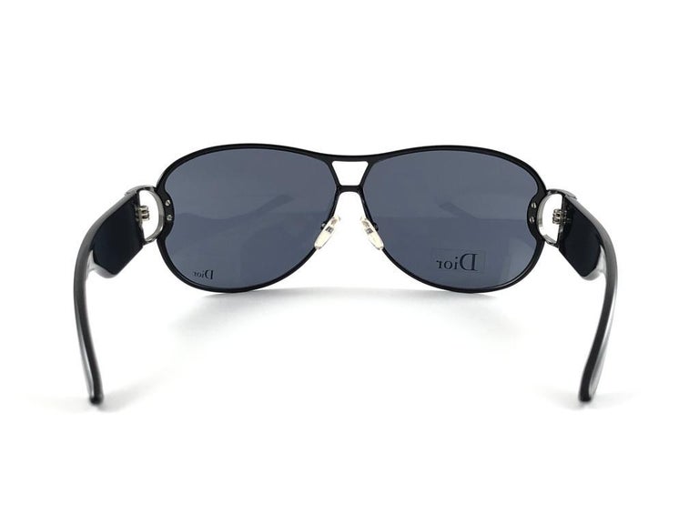 Christian Dior BUCKLE 2 Wrap Sunglasses Fall 2000 Y2K EUC Vintage Christian Dior BUCKLE 2 Wrap Sunglasses Fall 2000  main image 2