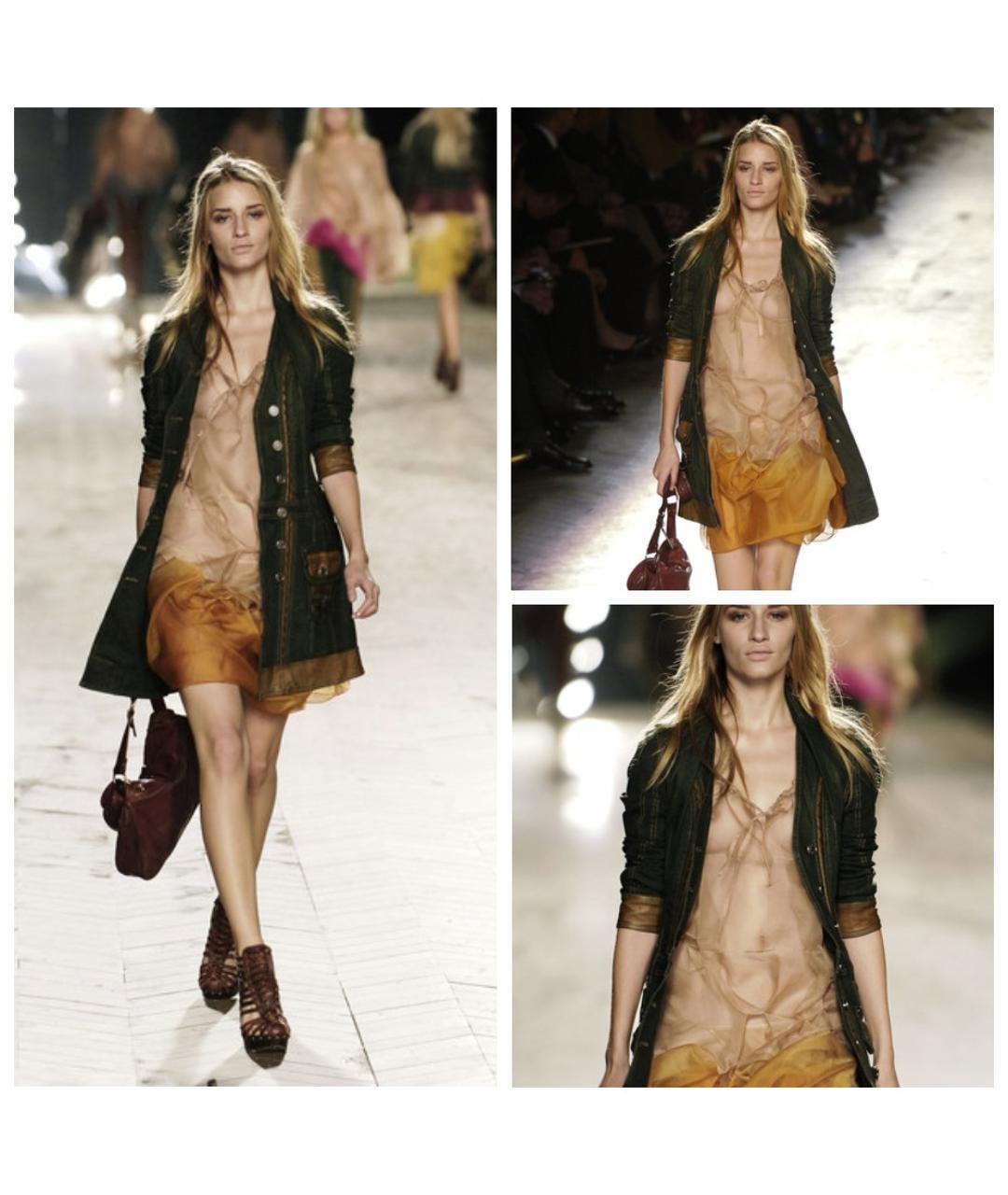 Dior 2006 runway Galliano Leather Trim Denim Vintage Coat 
Composition: Sheepskin, 98% cotton, 2% elastane
Size: IT - 44, FR - 40, US - 8
Sleeve Length: 64cm/25