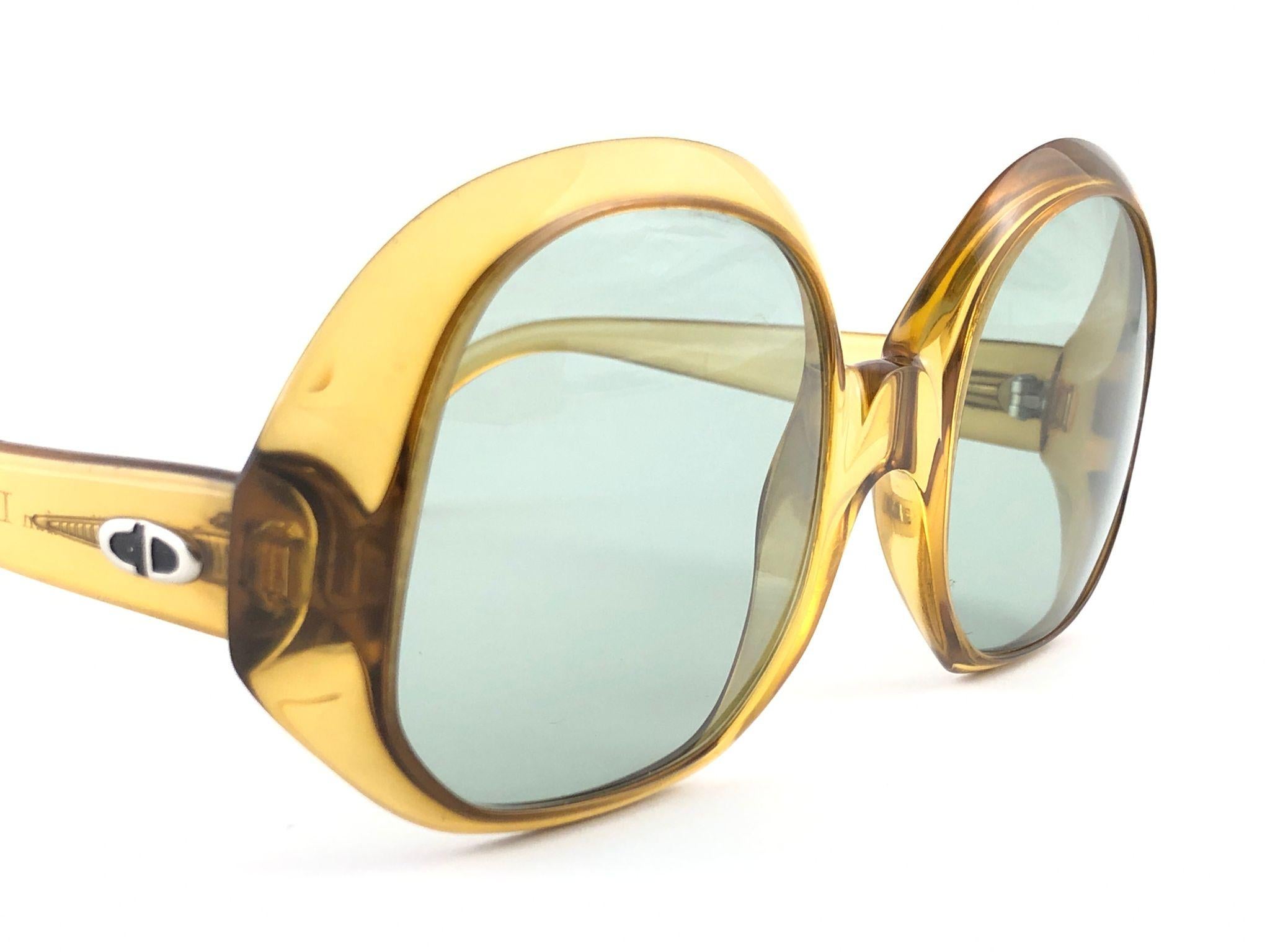 Vintage Christian Dior C03 transluzente Vintage-Sonnenbrille, Optyl, 1960er Jahre, Österreich im Angebot 3