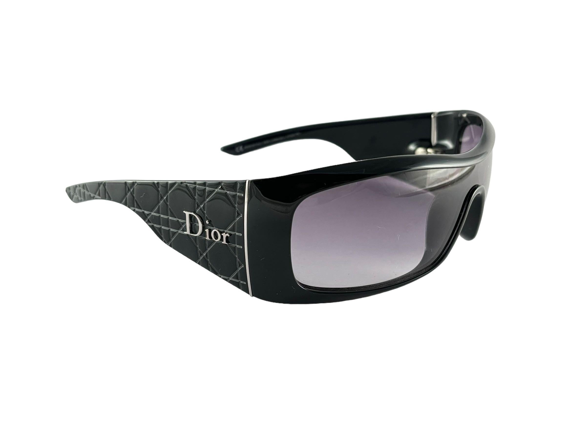Lunettes de soleil vintage Christian Dior Cannage 2 Bubble Wrap Galliano Era 2000 Y2K Bon état - En vente à Baleares, Baleares