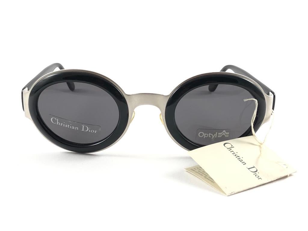 Christian Dior - Lunettes de soleil vintage argentées et noires CD 2037, années 1990 en vente 9