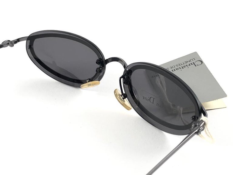 Vintage Christian Dior CD 2038 Metallic Silver Sunglasses 1990'S For Sale  at 1stDibs | christian dior cd sunglasses, dior silver glasses, silver dior  sunglasses