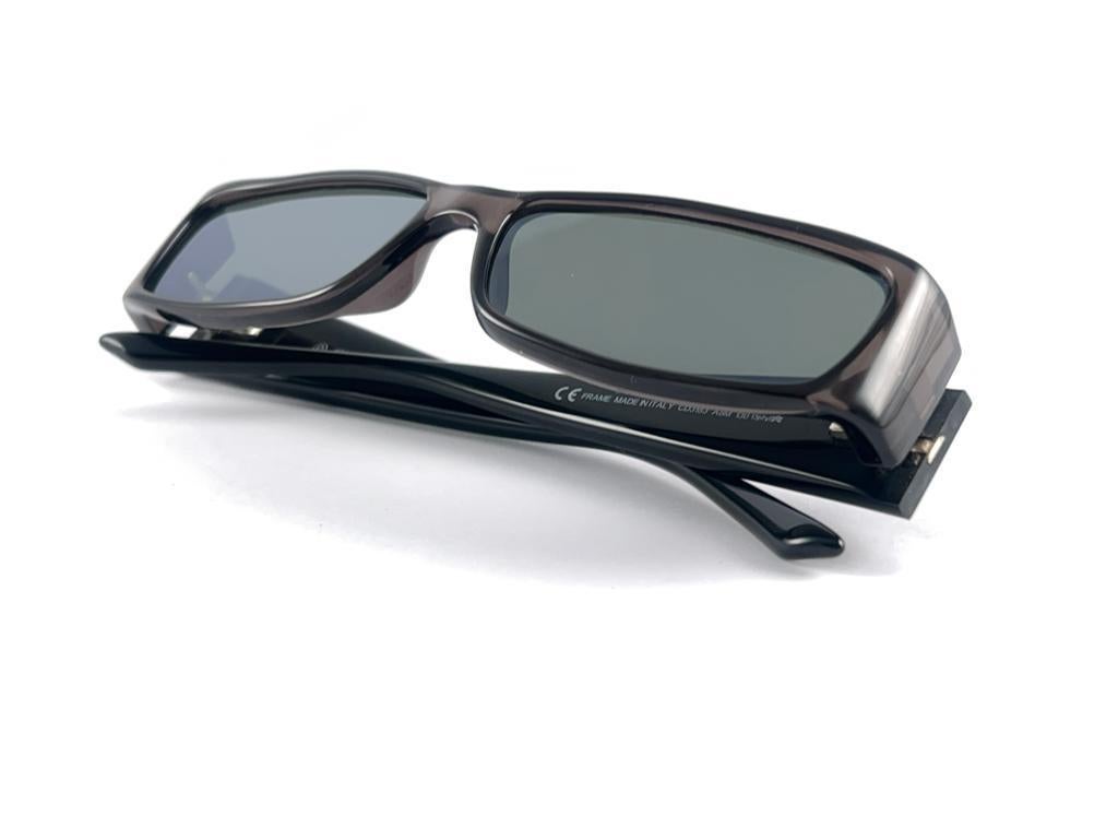 Vintage Christian Dior CD 3183 Brown & Black Sleek 2000'S Sunglasses Italy Y2K For Sale 3