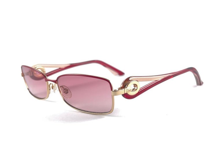 Vintage Christian Dior CD 3754 Sleek Red and Gold 2000'S