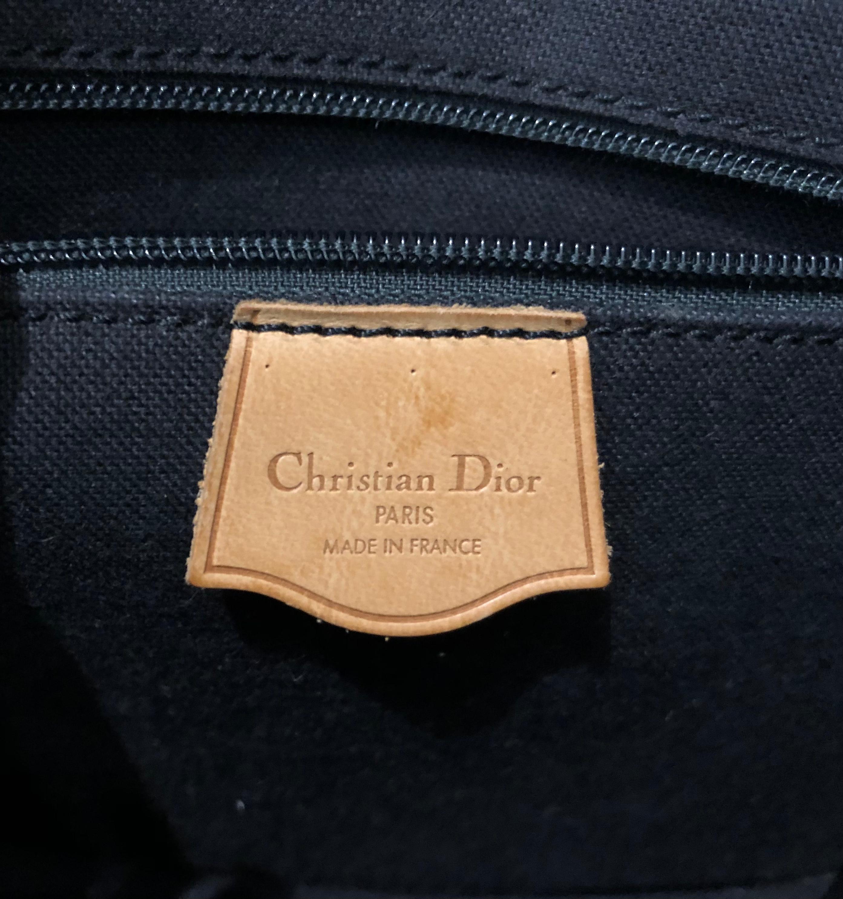 Vintage CHRISTIAN DIOR Beschichtete Trotter Canvas Kameratasche Grau Khaki Klein für Damen oder Herren im Angebot