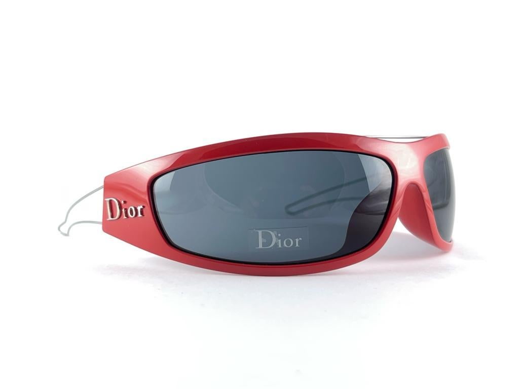 Vintage Christian Dior „ COLOURFULL“ „ COLOURFULL“  Candy Red Wrap-Sonnenbrille Herbst 2000 Y2K im Angebot 2
