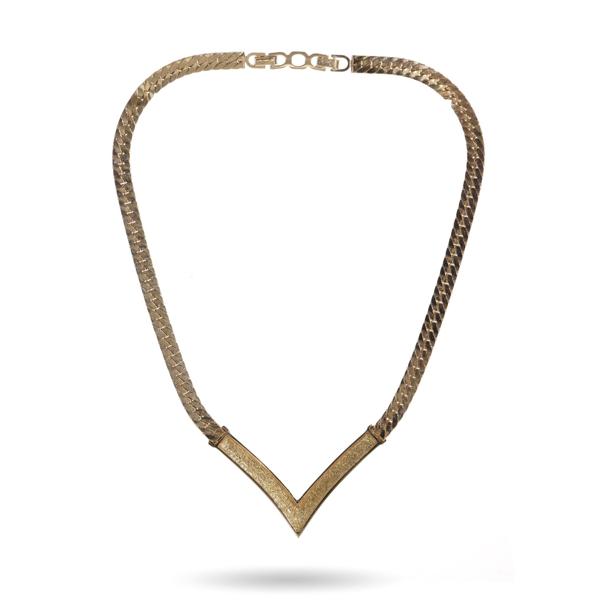 Vintage Christian Dior Crystal Arrow Triangle Pendant Collar Necklace For Sale 1