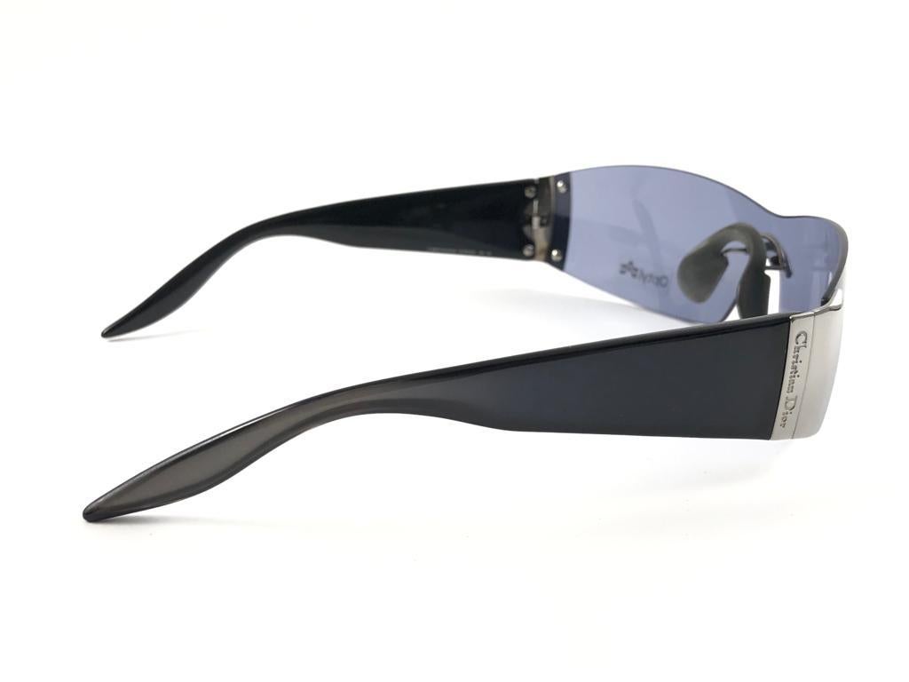 Vintage Christian Dior Demonia Wrap Galliano Era Sunglasses Fall 2000 Y2K In New Condition For Sale In Baleares, Baleares