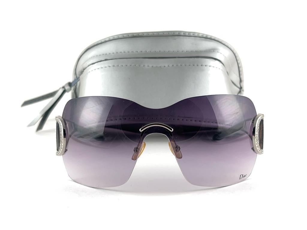 Women's or Men's Vintage Christian Dior Diorly 1 Bubble Silver Wrap Sunglasses Fall 2000 Y2K For Sale
