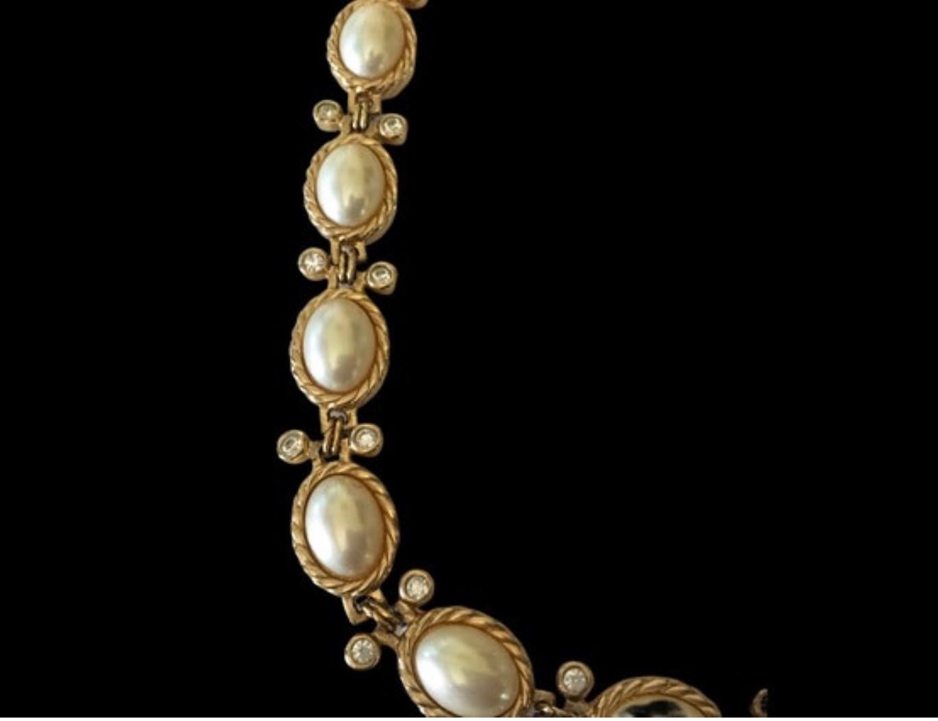 Vintage Christian Dior Faux Pearl Chunky Statement Necklace For Sale 1
